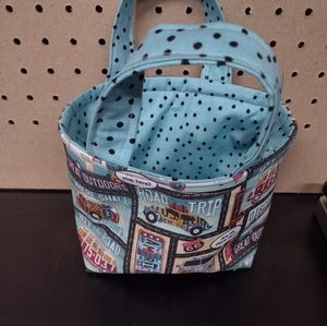 Tiny tote